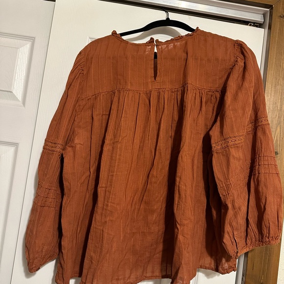Universal Thread Terracotta Blouse - Picture 6 of 6
